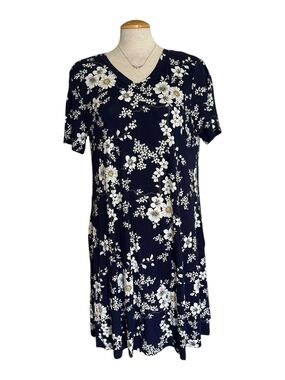 Women's Navy Floral V-Neck Midi Dress